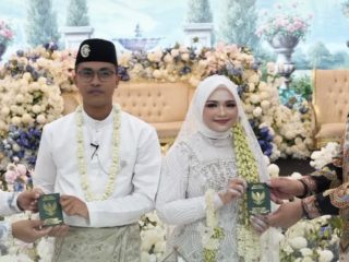 Bupati Barito Utara Jadi Saksi Nikah Putra Asisten I Setda: Semoga Jadi Keluarga Sakinah