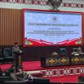 FOTO - Wakil Bupati Murung Raya Rahmanto Muhidin saat menyampaikan pembahasan Raperda tentang Pertanggungjawaban Pelaksanaan APBD Kabupaten Murung Raya Tahun Anggaran 2025.