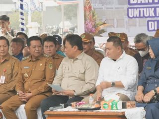 Wabup Barut Sambut Kunjungan Wagub Kalteng, Serahkan Bantuan Karhutla dan KHBS untuk 7.664 Warga