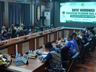Tertibkan Parkir dan Pedagang, Bupati Shalahuddin Minta Penataan Kawasan Muara Teweh Libatkan Semua Pihak