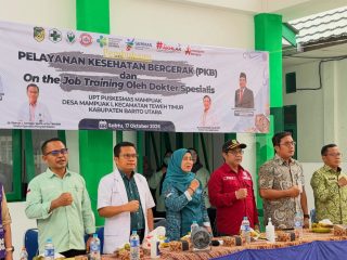 Ketua TP PKK Barito Utara Buka Pelayanan Kesehatan Bergerak di Mampuak I, Tekankan Pemerataan Akses